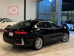 بی ئێم دەبڵیو سیریەس 5